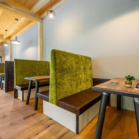 Loftstyle Hotel Eningen; Sure Hotel Collection By BW Eningen unter Achalm エクステリア 写真